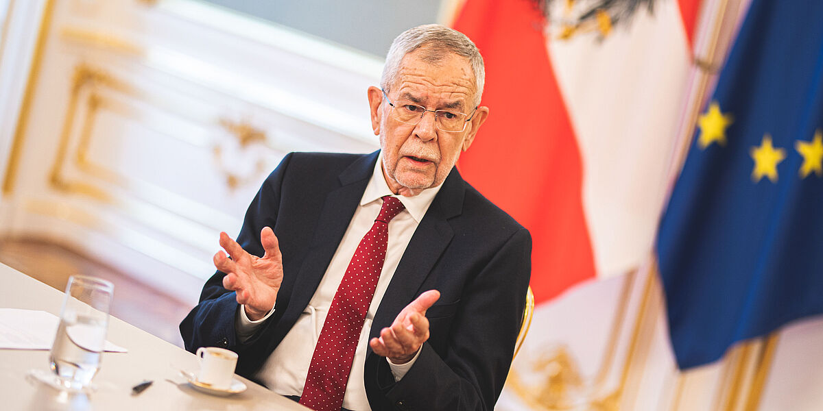 Bundespräsident verurteilt Putins Einmarschbefehl in die Gebiete Donezk und Luhansk