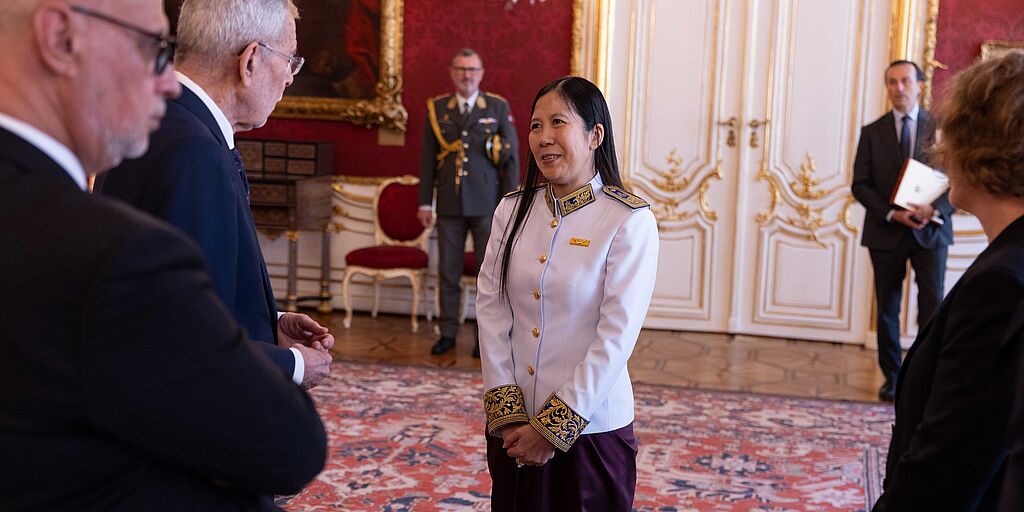 Überreichung von Beglaubigungsschreiben an Bundespräsident Alexander Van der Bellen.