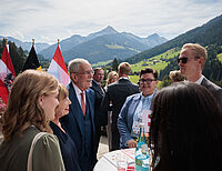 Bild 10 von 13