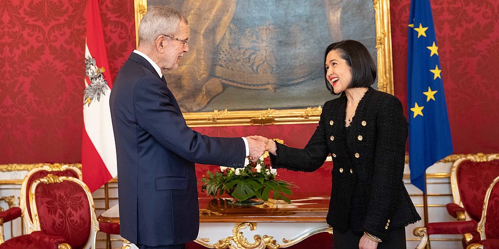 Überreichung von Beglaubigungsschreiben an Bundespräsident Alexander Van der Bellen