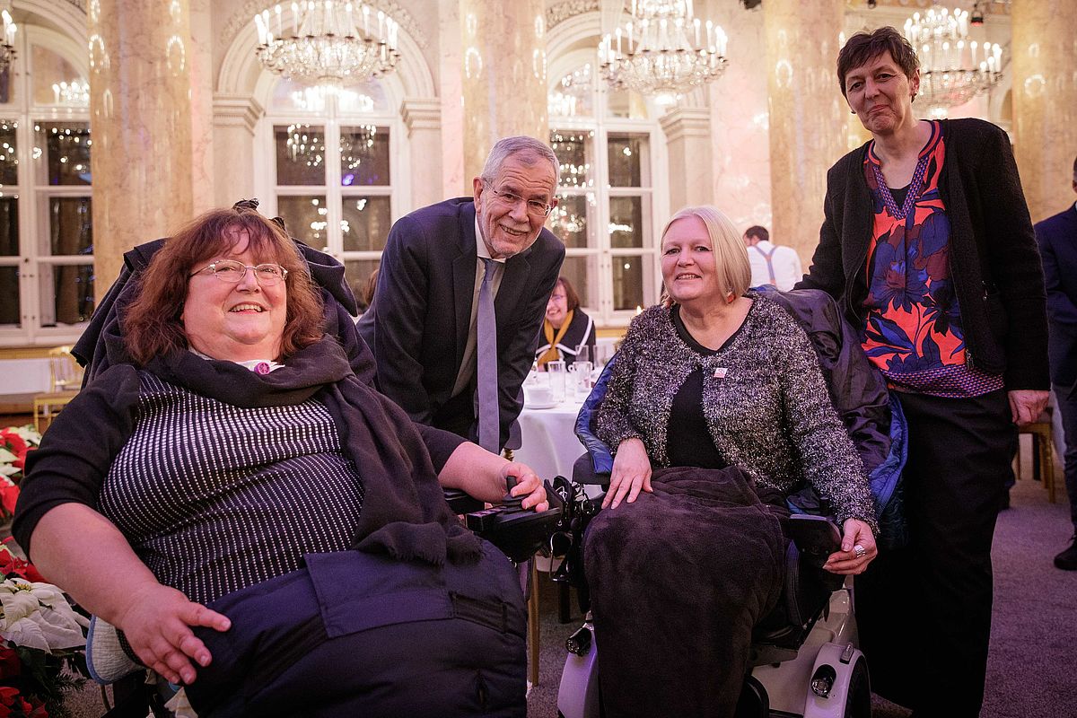 Weihnachtsfeier für Menschen mit Behinderung 13. Dezebemer 2019