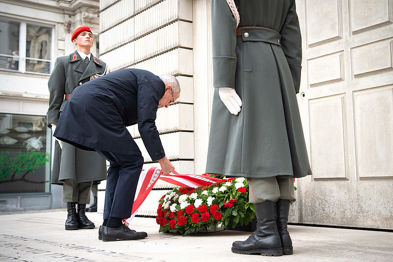 Kranzniederlegung anlässlich des Novemberpogroms 8. November 2019