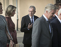 Bild 3 von 8