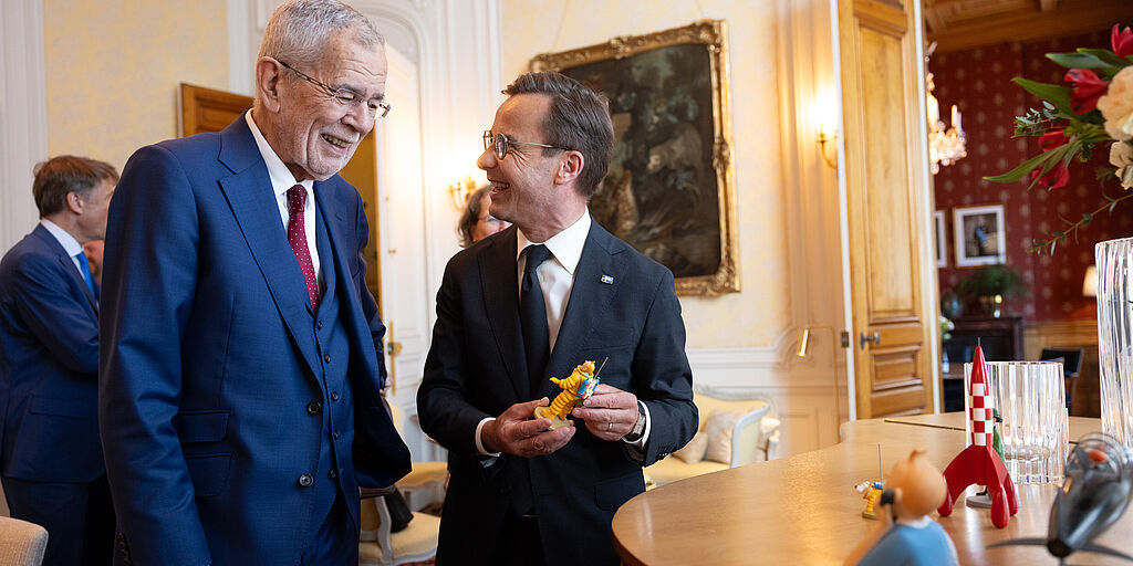 Bundespräsident Alexander Van der Bellen im Gespräch mit Schwedens Premier Ulf Kristersson