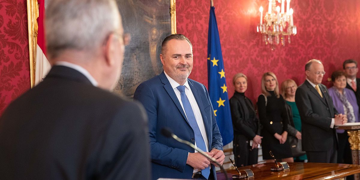 Angelobung von Hans Peter Doskozil zum burgenländischen Landehauptmann durch Bundespräsident Alexander Van der Bellen