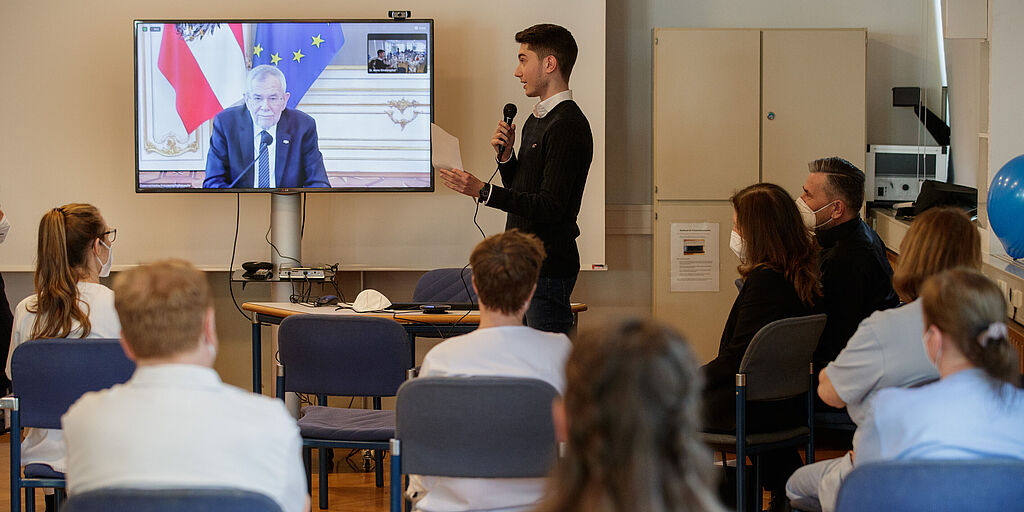 Bundespräsident Alexander Van der Bellen erfüllte Herzenswunsch von Gabriel