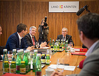 Bild 2 von 23