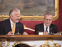 Bild 12 von 55