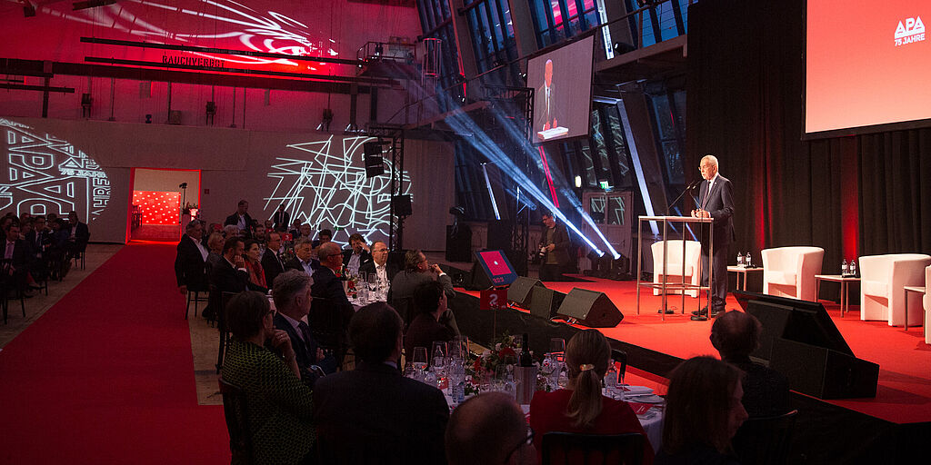 Der Bundespräsident beim Festakt "75 Jahr APA"