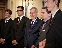 Bild 7 von 9