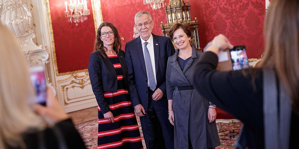 Alexander Van der Bellen und Doris Schmidauer treffen rund hundert Bürgermeisterinnen aus ganz Österreich in der Hofburg