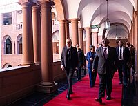 Bild 10 von 15