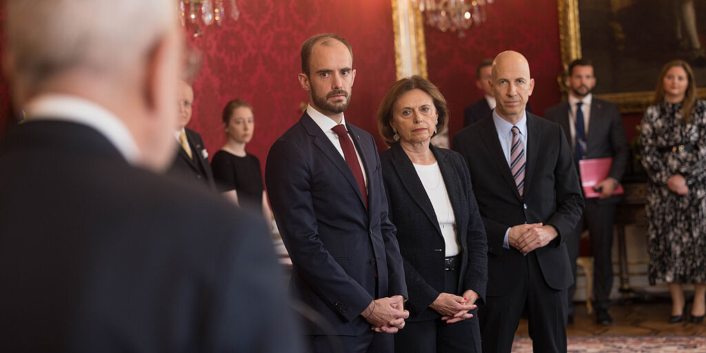Ernennung und Angelobung von Martin Kocher, Florian Tursky und Susanne Kraus-Winkler durch Bundespräsident Alexander Van der Bellen.