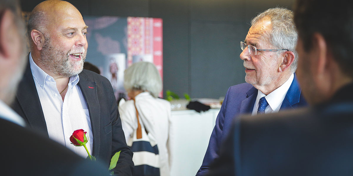 Alexander Van der Bellen im Gespräch mit Bürgermeistern 