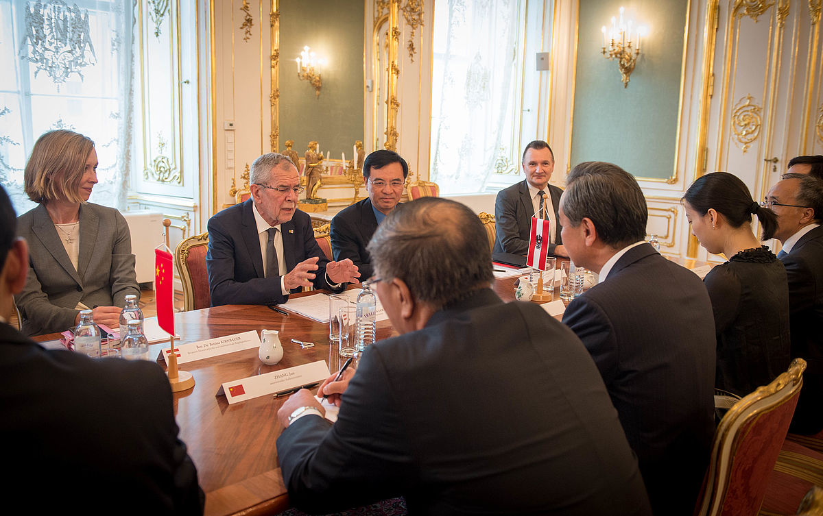 Gespräch mit Staatsrat und Außenminister der Volksrepublik China WANG Yi