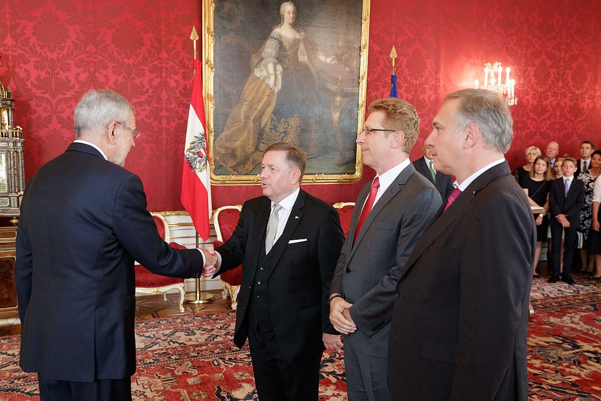 Angelobung der drei neuen Volksanwälte 1. Juli 2019