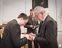 Bild 2 von 2