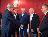 Bild 11 von 16
