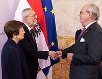 Bild 25 von 54