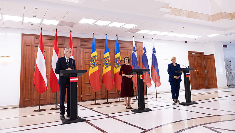 Gemeinsamer Besuch des Bundespräsidenten  und von Präsidentin Pirc Musar in  Moldau 16. November 2023