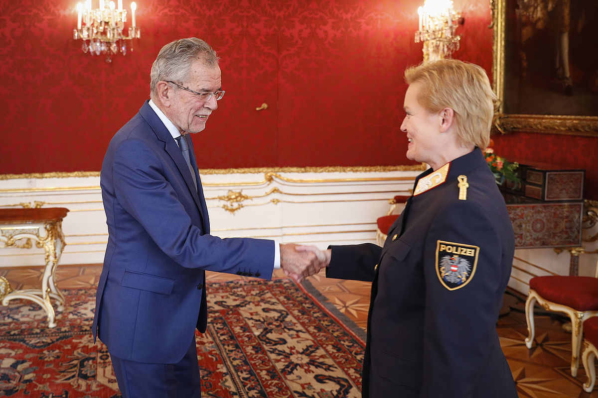 Gespräch mit der Generaldirektorin für öffentliche Sicherheit, Michaela Kardeis