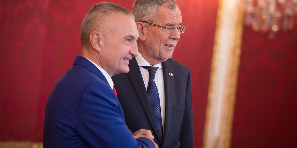 Bundespräsident Alexander Van der Bellen mit dem albanischen Präsidenten Ilir Meta im Maria Theresien-Zimmer