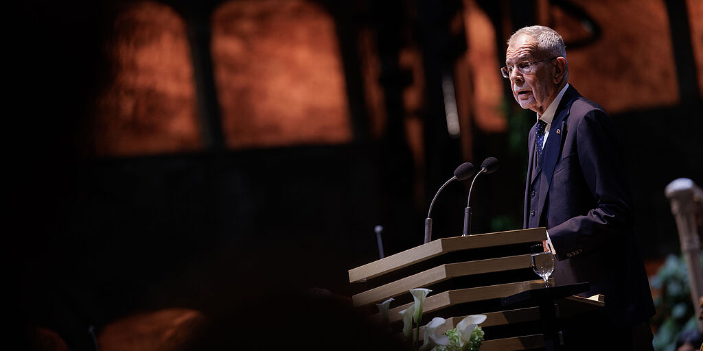 Bundespräsident hält eine Rede