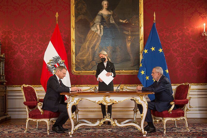 Angelobung von Thomas Stelzer zum Landeshauptmann von Oberösterreich 27. Oktober 2021