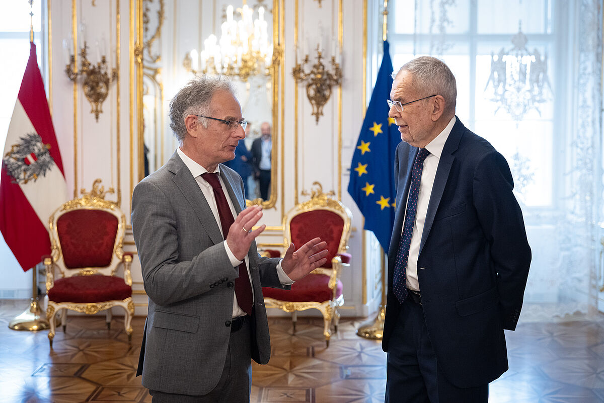 Bundespräsident trifft Finanzminister für Arbeitsgespräch