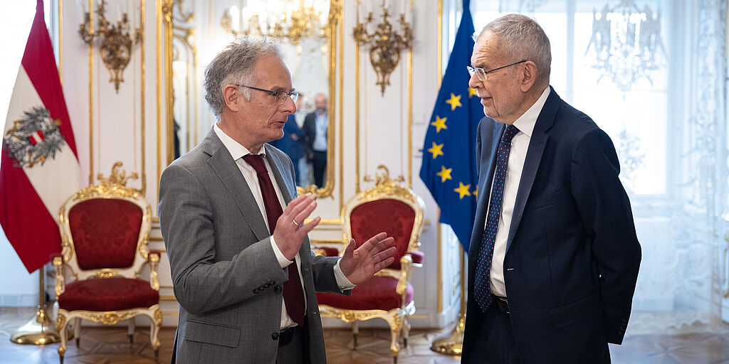 Bundespräsident trifft Finanzminister für Arbeitsgespräch