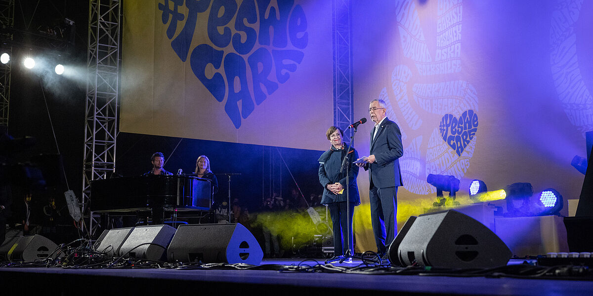 Teilnahme von Bundespräsident Alexander Van der Bellen und von Doris Schmidauer am Benefizkonzert "Yes We Care - Kinder auf der Flucht!"