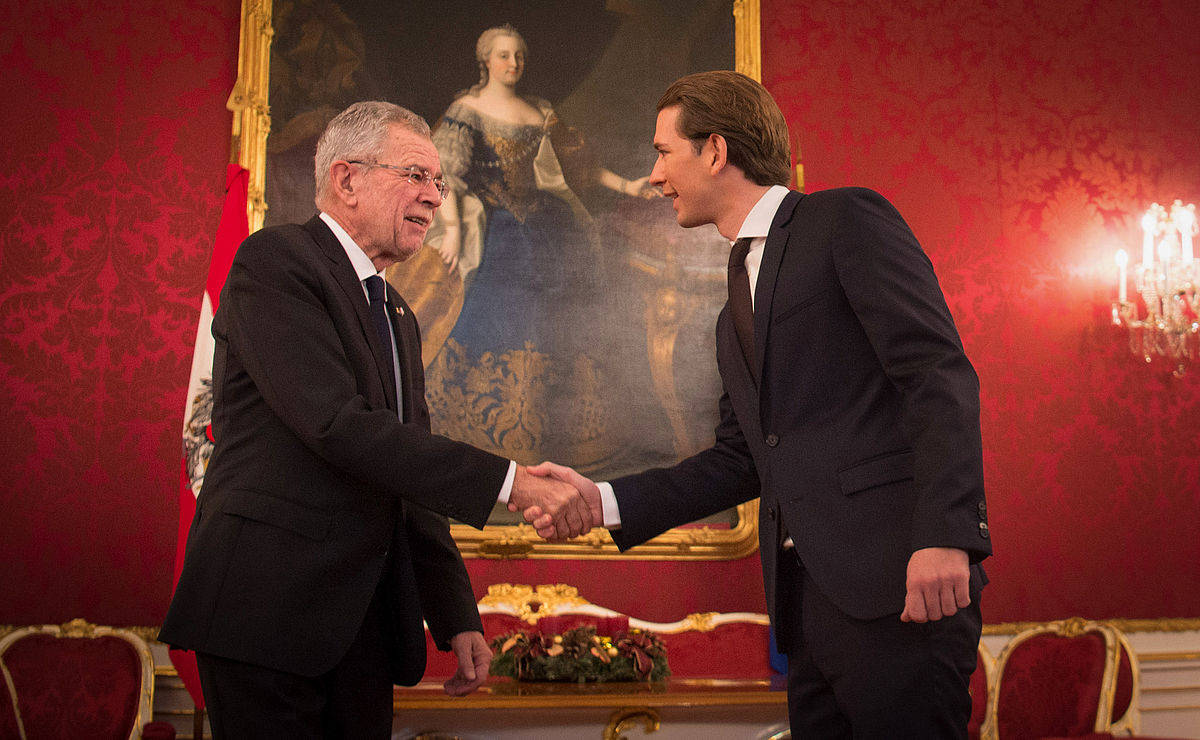 Bundespräsident Alexander Van der Bellen empfängt Bundesminister Sebastian Kurz zu einem Gespräch