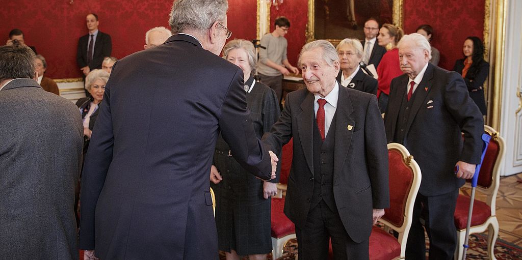 Bundespräsident und Marko Feingold