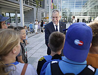 Bild 3 von 8