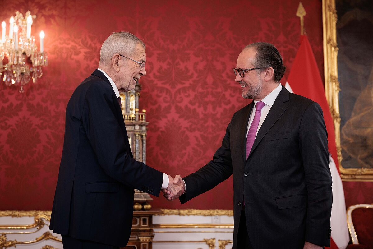 Betrauung und Angelobung von Alexander Schallenberg mit dem Vorsitz der Bunderegierung 10. Jänner 2025