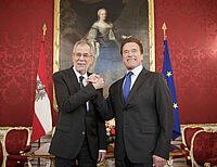 Bild 2 von 4