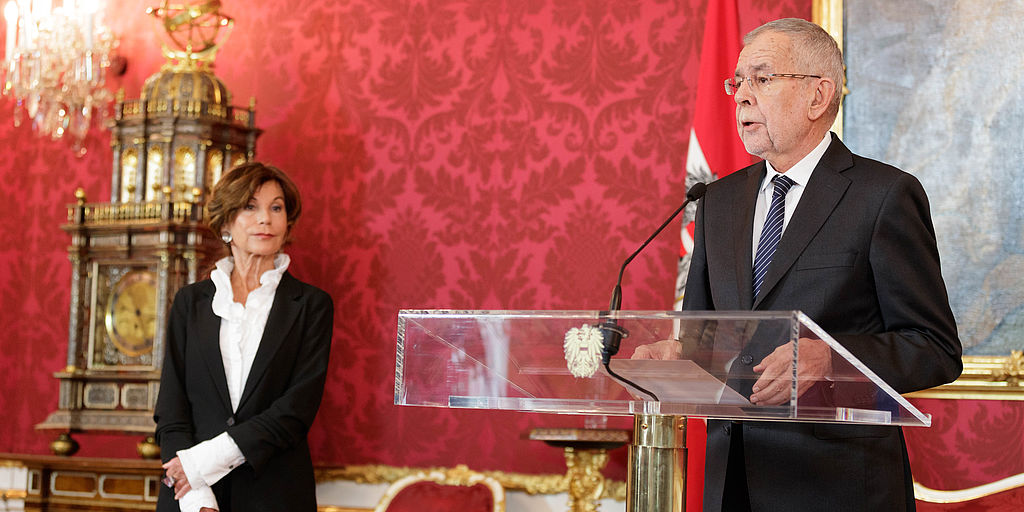 Pressestatement mit Brigitte Bierlein