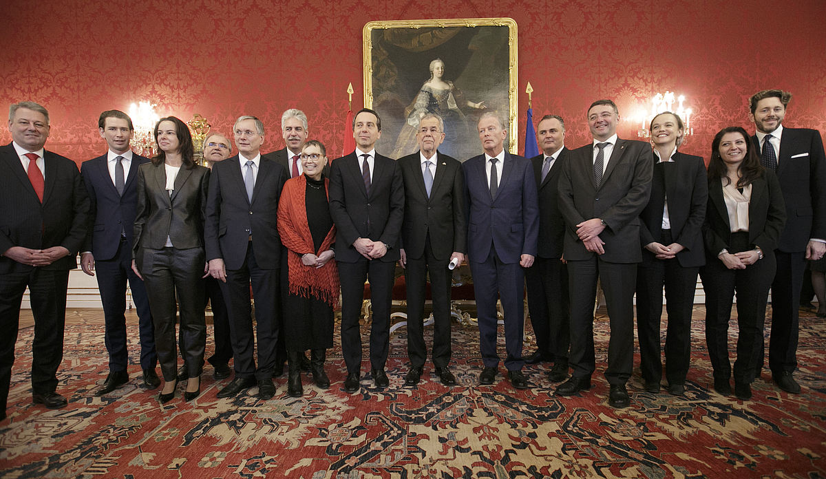Bundespräsident Alexander Van der Bellen empfängt die Mitglieder der Bundesregierung