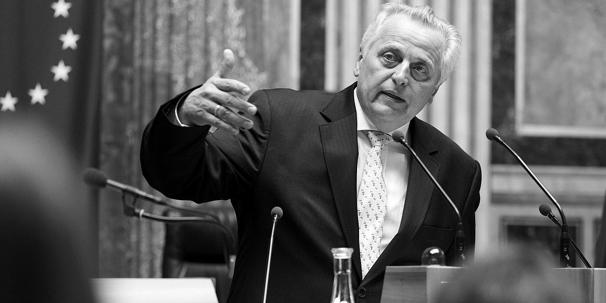 "Ich bin tief betroffen vom plötzlichen Tod von Rudolf Hundstorfer"