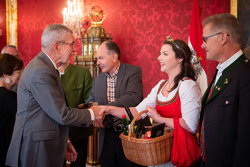 Besuch der Apfelkönigin 6. Novmeber 2019