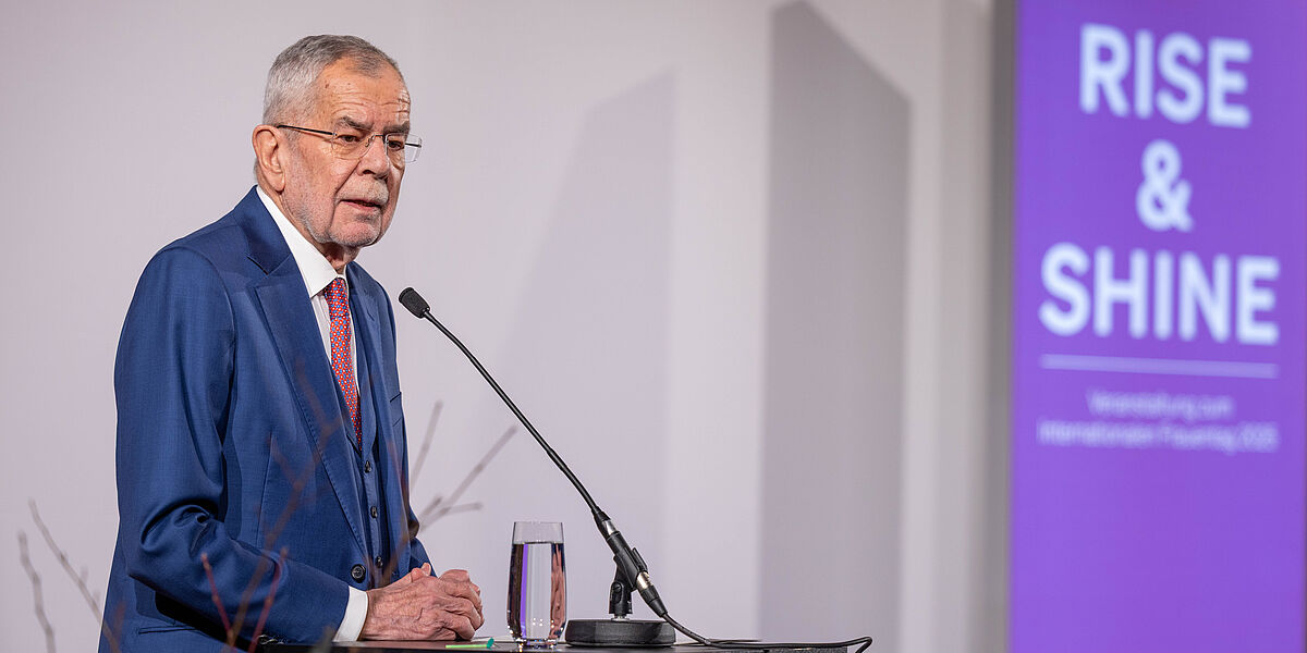Rede von Bundespräsident Alexander Van der Bellen bei der Frauentag-Veranstaltung "Rise & Shine" in der Hofburg.