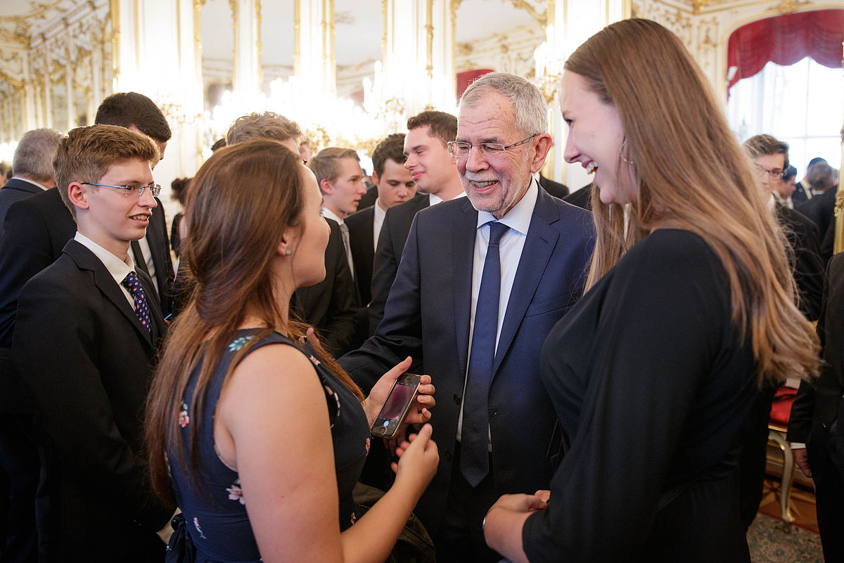 Verabschiedung von Gedenk-, Sozial- und Friedensdienstleistenden aus dem Jahrgang 2018/19