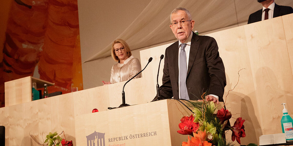 Rede des Bundespräsidenten "75 Jahre konstituierende Sitzung des National- und Bundesrats"