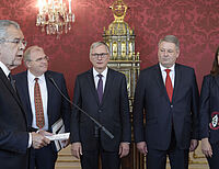Bild 1 von 7