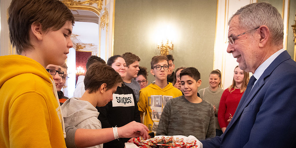 Schülerinnen und Schüler aus ganz Österreich besuchen Bundespräsident Alexander Van der Bellen
