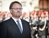 Bild 5 von 16
