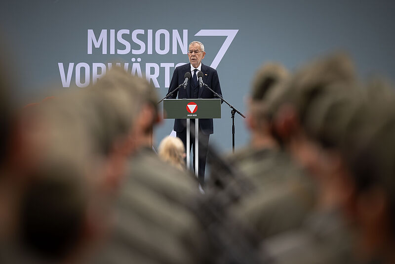 Nationalfeiertag: Angelobung der Rekrutinnen und Rekruten am Heldenplatz 26. Oktober 2024
