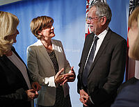 Bild 8 von 13