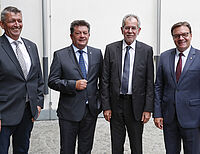 Bild 1 von 13