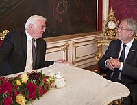 Bild 12 von 16